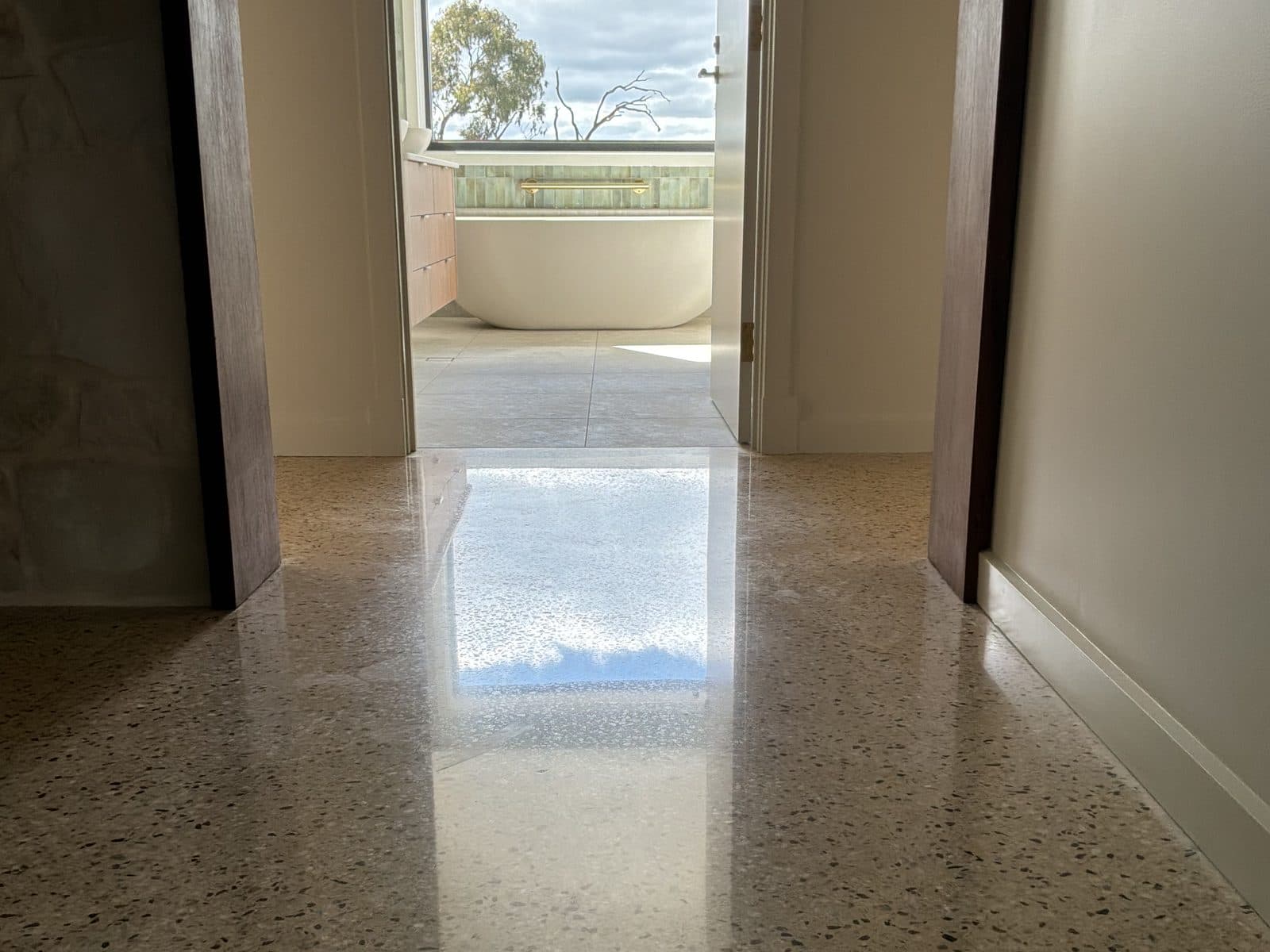 McInnis House — Full exposure polished concrete, Adelaide